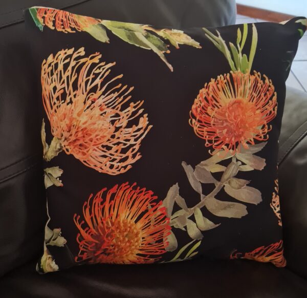 PIN CHUSHION DECOR CUSHIONS