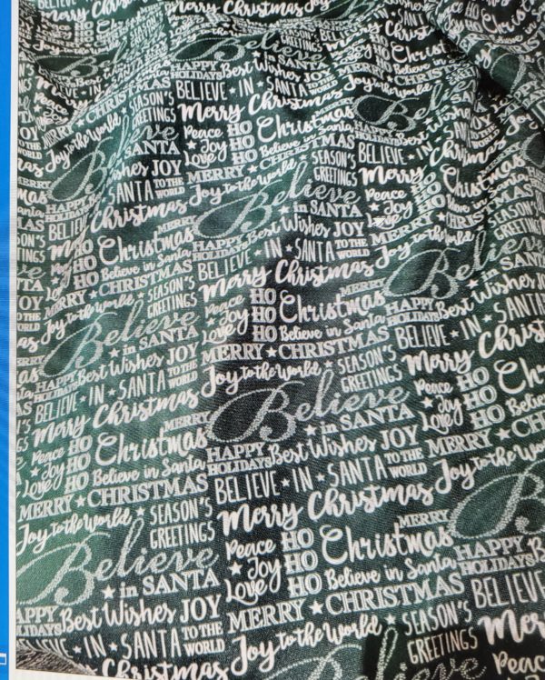 GREEN CHRISTMAS TABLE CLOTH