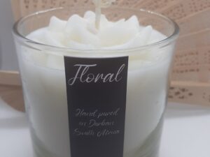 FLORAL SCENTED CANDLE