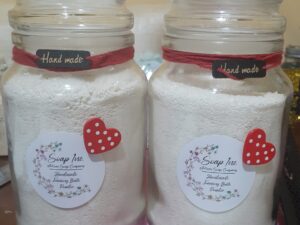FOAMING BATH POWDER