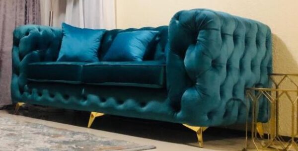 Chesterfield Two Seater couch - Image 3